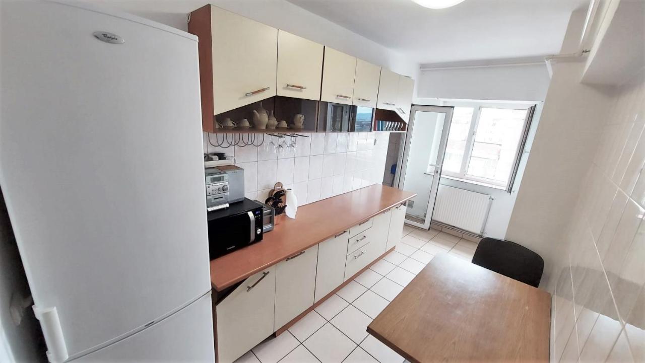 Ultracentral - Apartament Modern - Panoramic View Bacău Eksteriør bilde