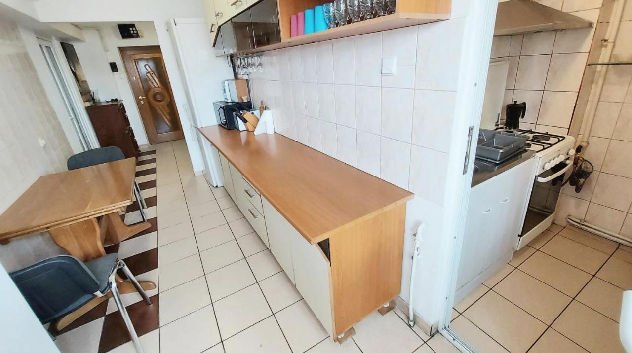 Ultracentral - Apartament Modern - Panoramic View Bacău Eksteriør bilde