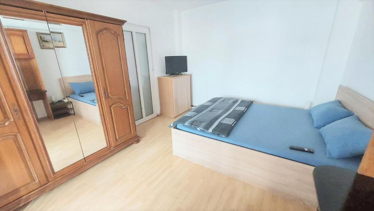 Ultracentral - Apartament Modern - Panoramic View Bacău Eksteriør bilde