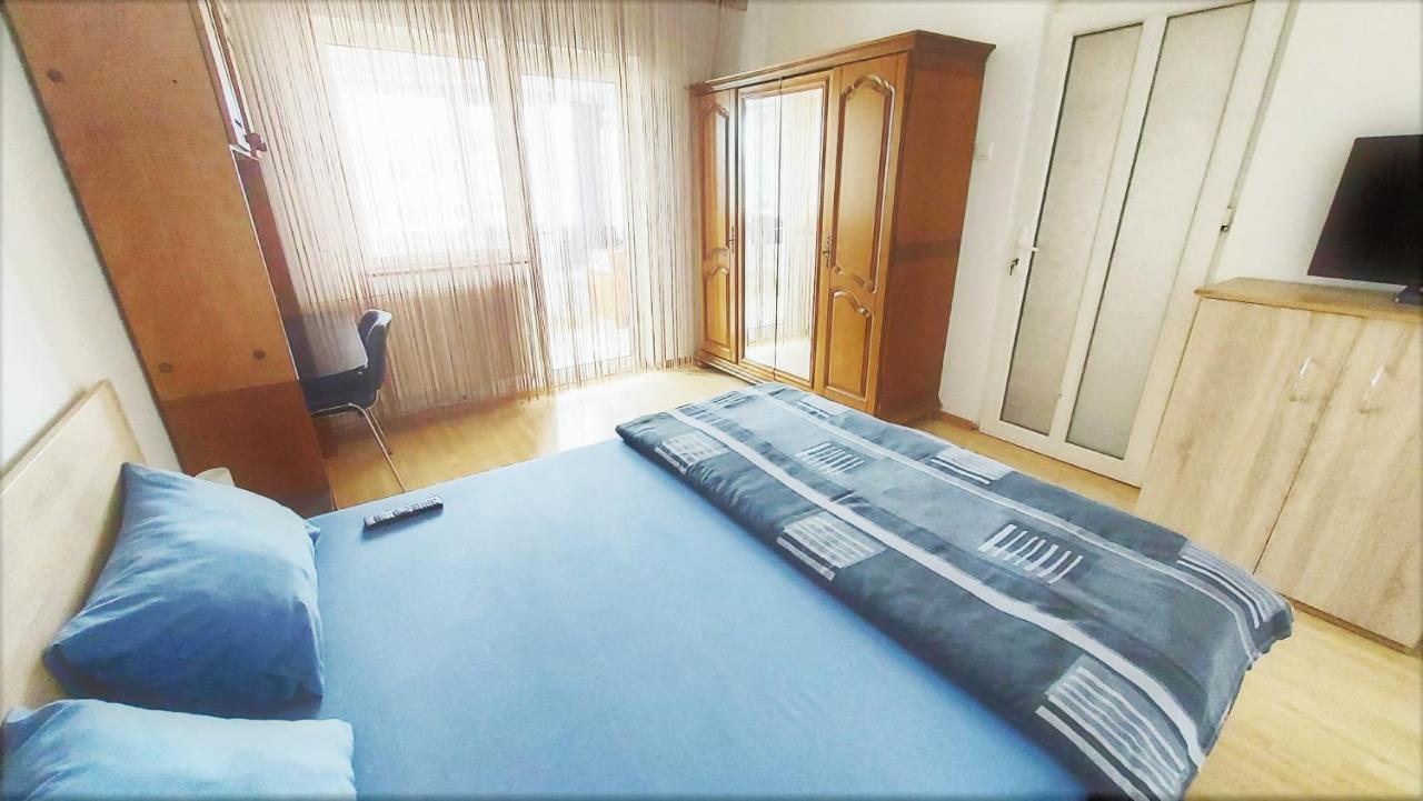 Ultracentral - Apartament Modern - Panoramic View Bacău Eksteriør bilde